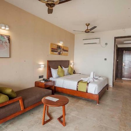 Hotel Sonar Bangla Taki Hasnabad Eksteriør billede