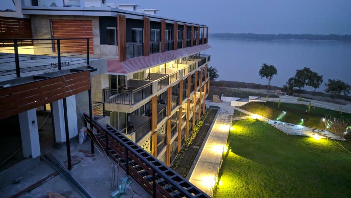 Hotel Sonar Bangla Taki Hasnabad Eksteriør billede